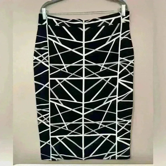 Pixley Dresses & Skirts - Stitch fix Pixley black white gray geometric print stretch pencil skirt size XL